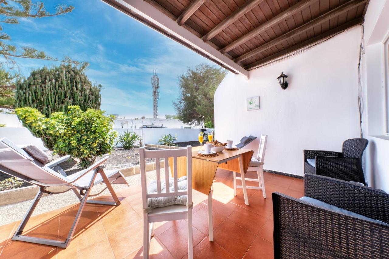 Suite Helios Relax A 500M De La Playa Puerto del Carmen  Dış mekan fotoğraf